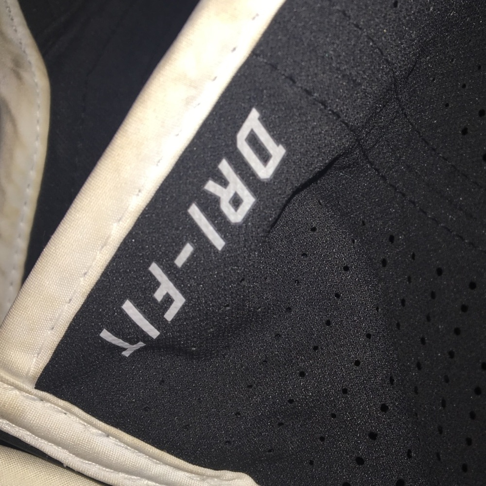 Nike hat - Picture 5 of 5